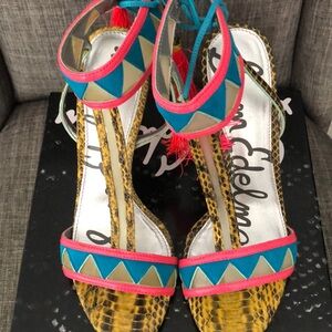 Sam Edelman heel sandals with tie up straps size 7  1/2 medium 4 inch heels